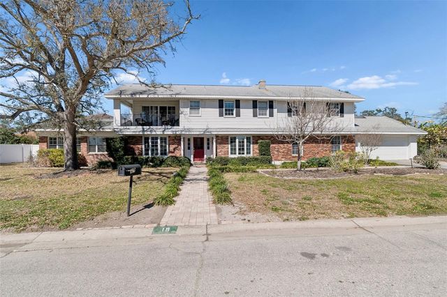 19 SANDPIPER ROAD, Tampa, FL 33609