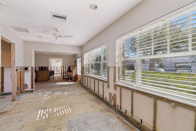 19 SANDPIPER ROAD, Tampa, FL 33609