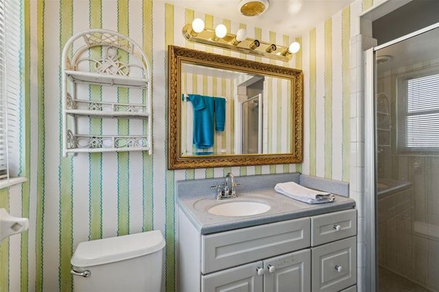 19 SANDPIPER ROAD, Tampa, FL 33609