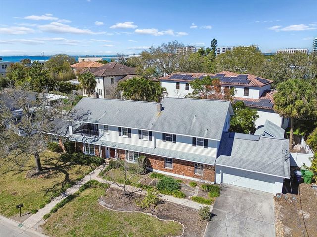 19 SANDPIPER ROAD, Tampa, FL 33609