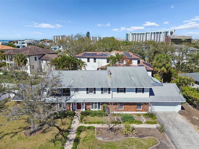 19 SANDPIPER ROAD, Tampa, FL 33609