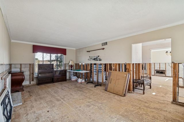 19 SANDPIPER ROAD, Tampa, FL 33609