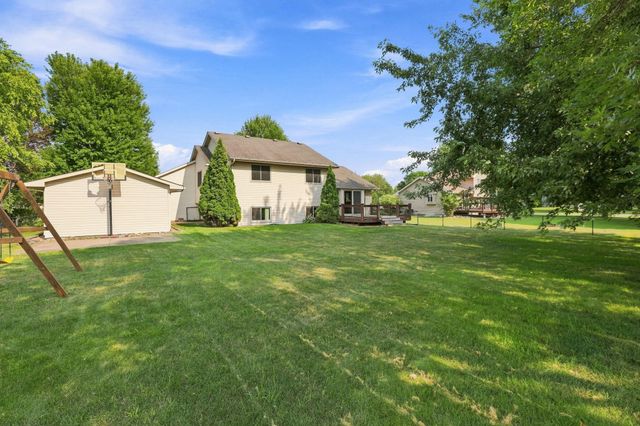 13525 Oakwood Drive, Rogers, MN 55374