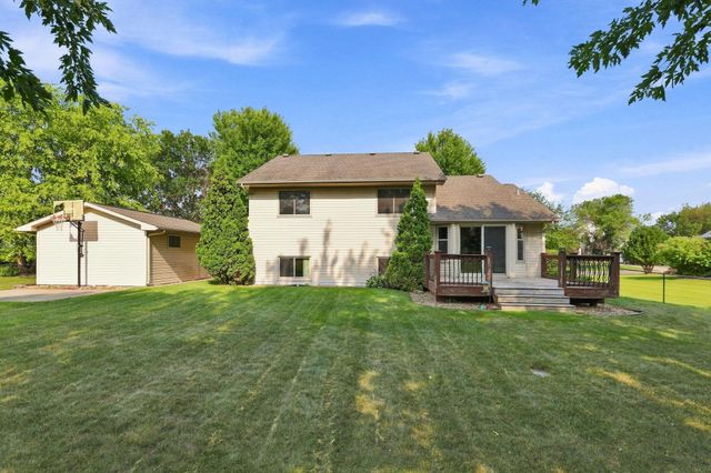 13525 Oakwood Drive, Rogers, MN 55374