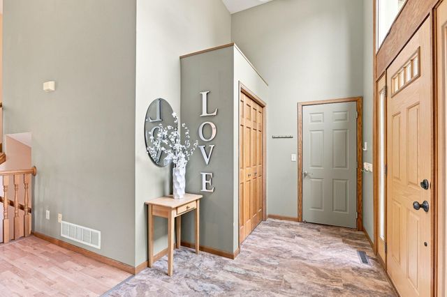 13525 Oakwood Drive, Rogers, MN 55374