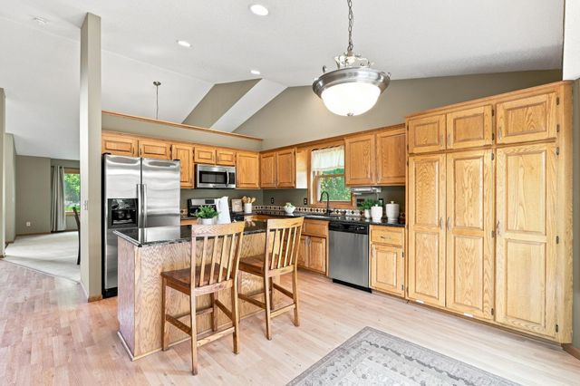 13525 Oakwood Drive, Rogers, MN 55374