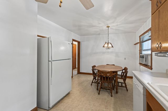 1535 Mclean Avenue, Saint Paul, MN 55106