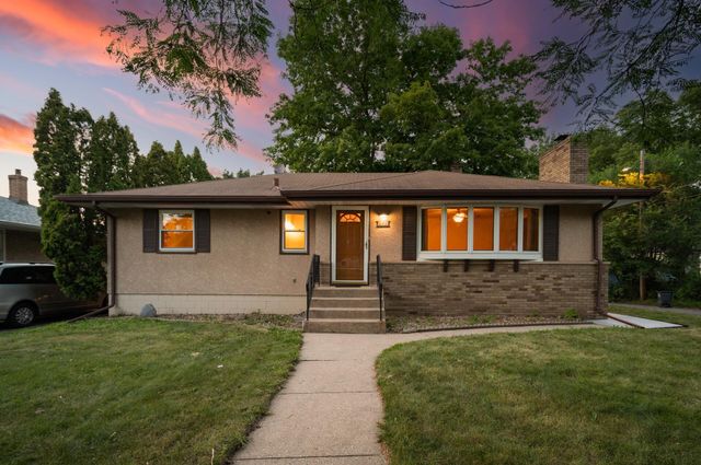 1535 Mclean Avenue, Saint Paul, MN 55106