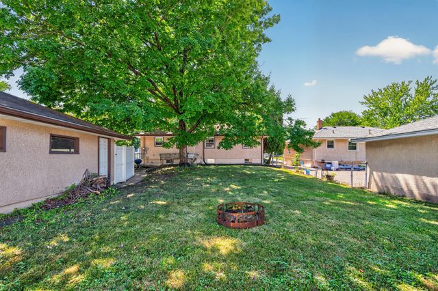 1535 Mclean Avenue, Saint Paul, MN 55106