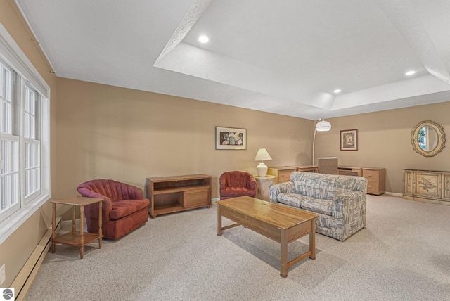 2854 E Crown Drive, Traverse City, MI 49685