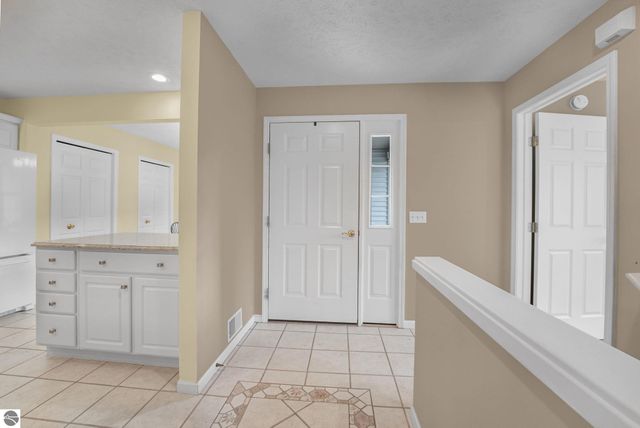 2854 E Crown Drive, Traverse City, MI 49685