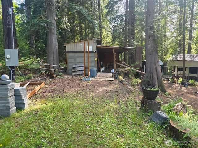 71 E Lakeshore Drive E, Shelton, WA 98584
