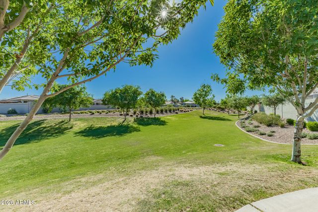 12469 W MARLETTE Avenue, Litchfield Park, AZ 85340