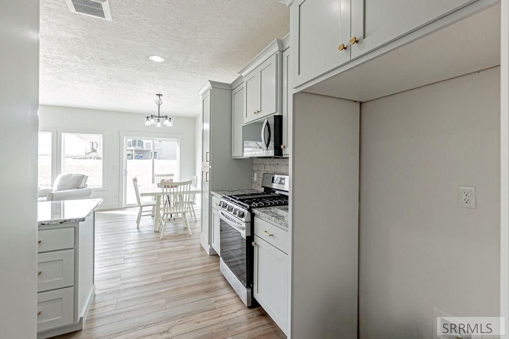 Image 13 of property listing at 2089 Magellan Loop, Pocatello, ID 83204