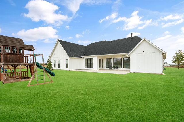 1267 Willy Vester Road, Van Alstyne, TX 75495