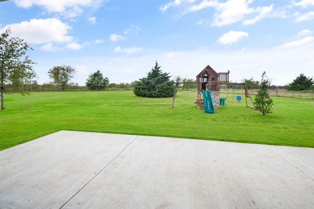 1267 Willy Vester Road, Van Alstyne, TX 75495