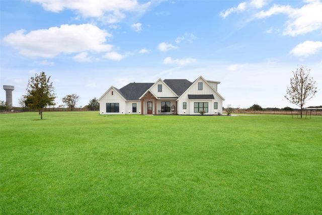 1267 Willy Vester Road, Van Alstyne, TX 75495