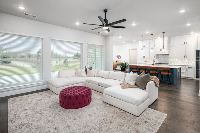1267 Willy Vester Road, Van Alstyne, TX 75495