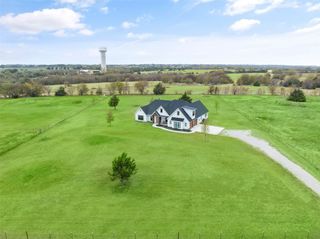 1267 Willy Vester Road, Van Alstyne, TX 75495