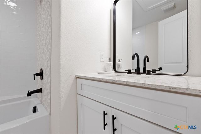 456 Magazine Avenue, New Braunfels, TX 78130