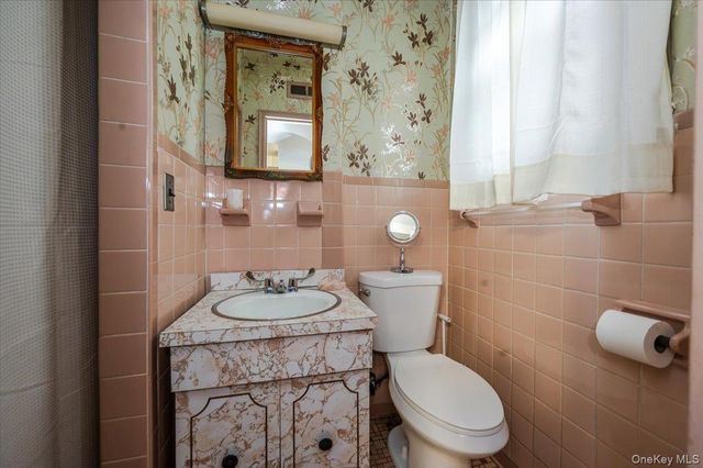 276 Brinsmade Avenue, Bronx, NY 10465