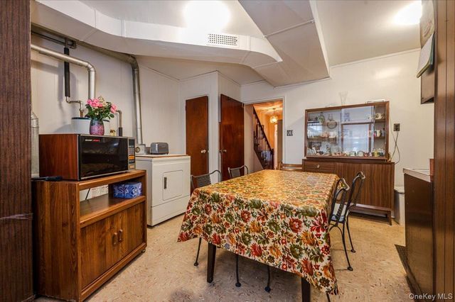 276 Brinsmade Avenue, Bronx, NY 10465