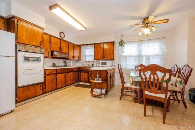 276 Brinsmade Avenue, Bronx, NY 10465