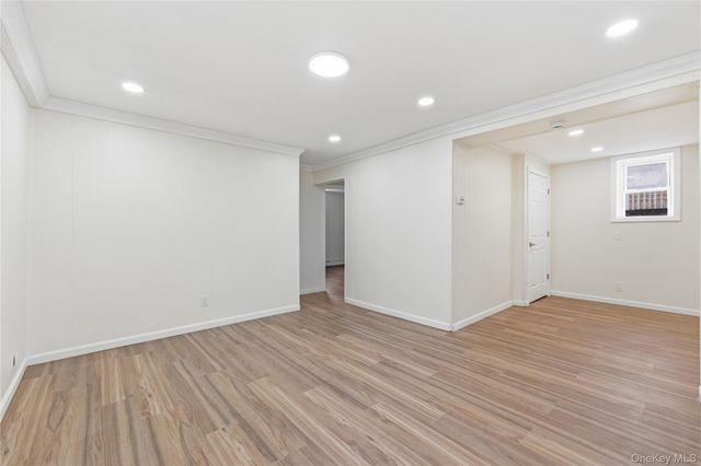 633 7th Street, West Babylon, NY 11704