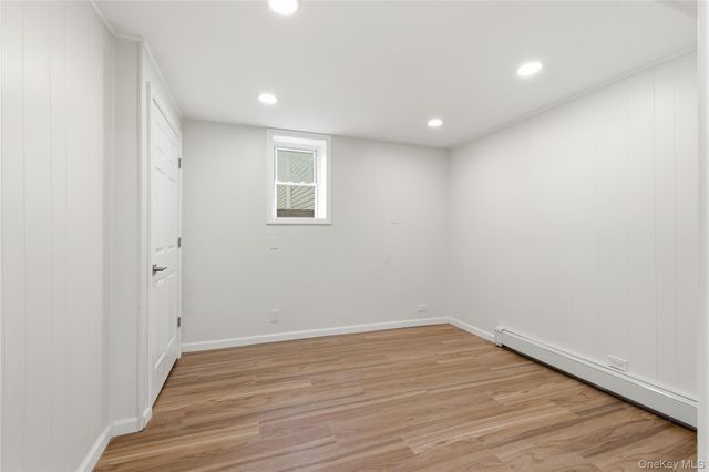 633 7th Street, West Babylon, NY 11704