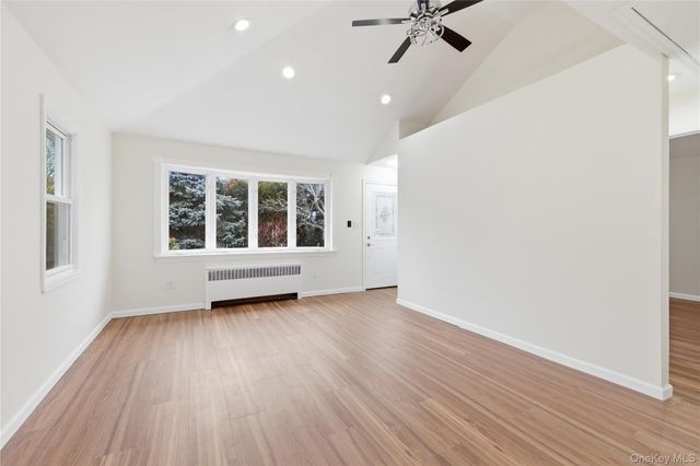 633 7th Street, West Babylon, NY 11704