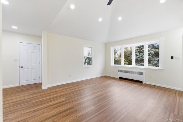 633 7th Street, West Babylon, NY 11704