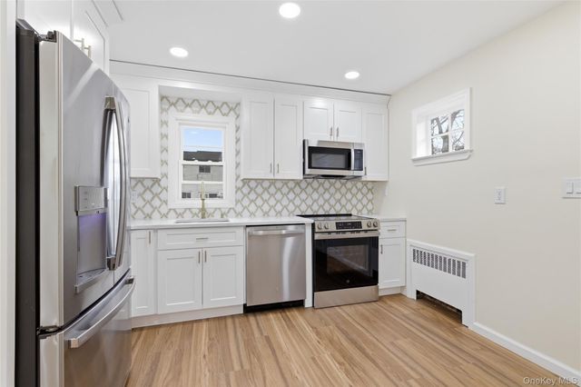 633 7th Street, West Babylon, NY 11704