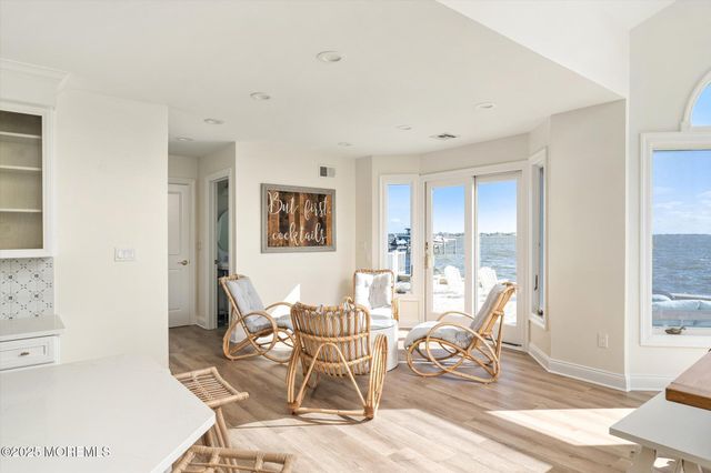 673 Bayview Drive, Toms River, NJ 08753