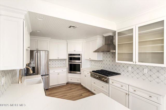 673 Bayview Drive, Toms River, NJ 08753