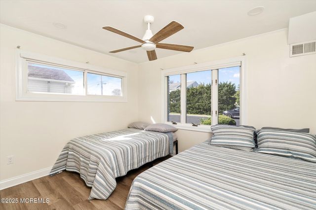 673 Bayview Drive, Toms River, NJ 08753