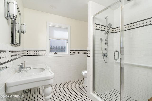 673 Bayview Drive, Toms River, NJ 08753