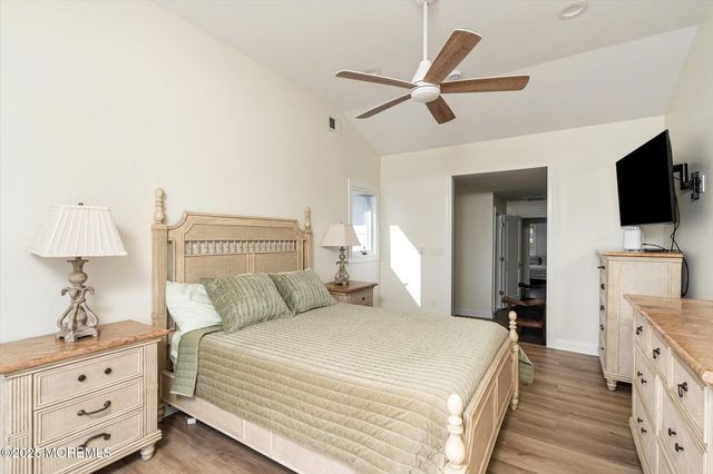 673 Bayview Drive, Toms River, NJ 08753