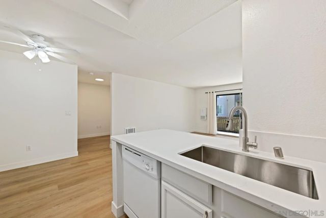 432 Edgehill Ln. 145, Oceanside, CA 92054