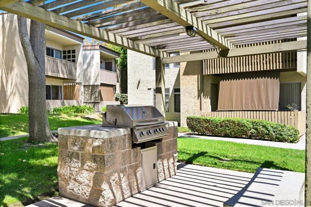 432 Edgehill Ln. 145, Oceanside, CA 92054