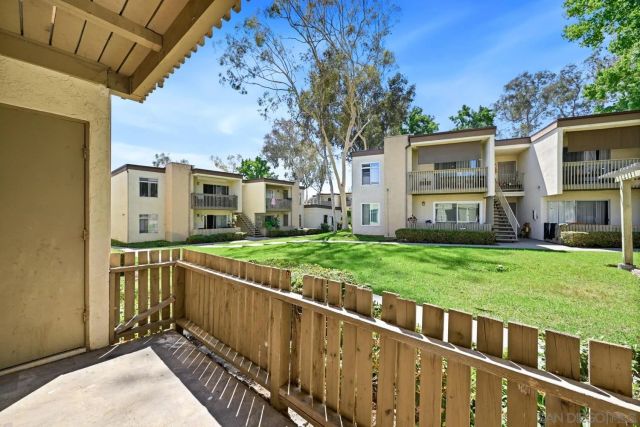 432 Edgehill Ln. 145, Oceanside, CA 92054
