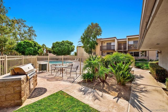 432 Edgehill Ln. 145, Oceanside, CA 92054