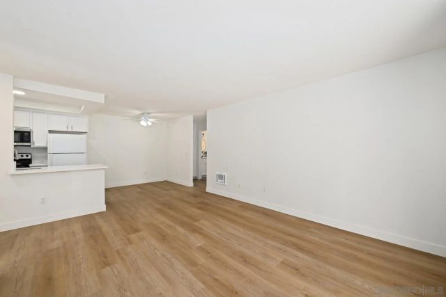 432 Edgehill Ln. 145, Oceanside, CA 92054