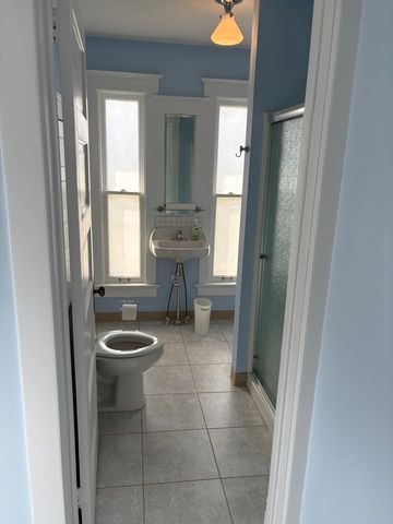 401 10th Street, Dewitt, IA 52742