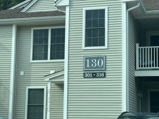130 Meridian Street 313, Groton, CT 06340