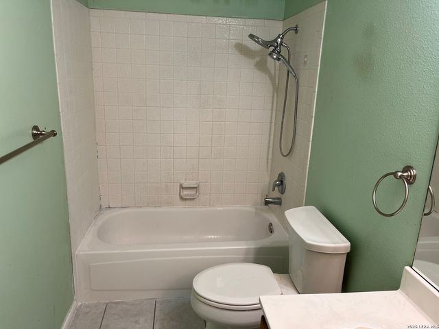 21114 Sierra Crest, San Antonio, TX 78259