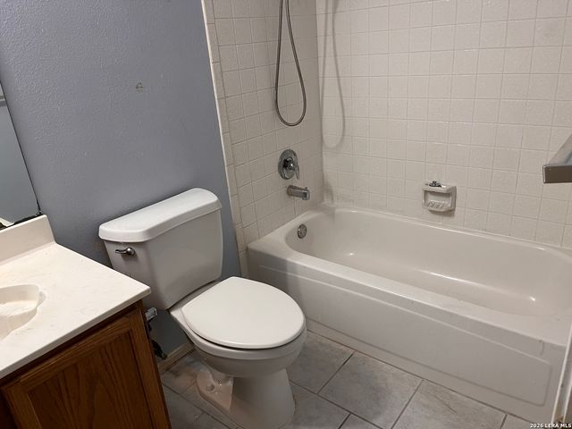 21114 Sierra Crest, San Antonio, TX 78259