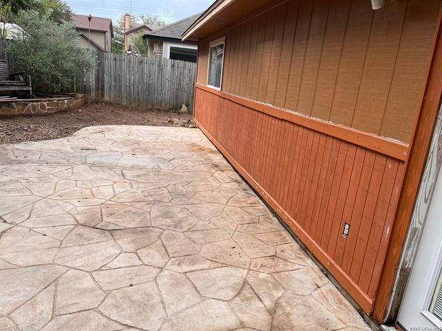 21114 Sierra Crest, San Antonio, TX 78259