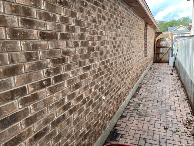 21114 Sierra Crest, San Antonio, TX 78259