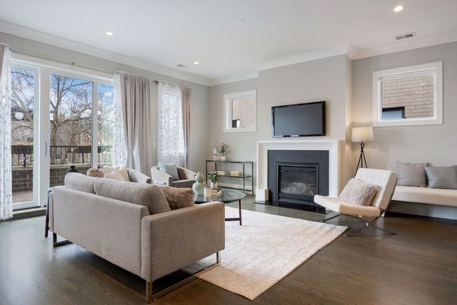 2649 N Racine Avenue 3N, Chicago, IL 60614