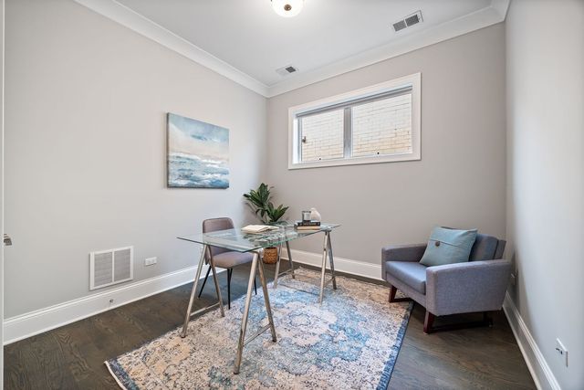 2649 N Racine Avenue 3N, Chicago, IL 60614